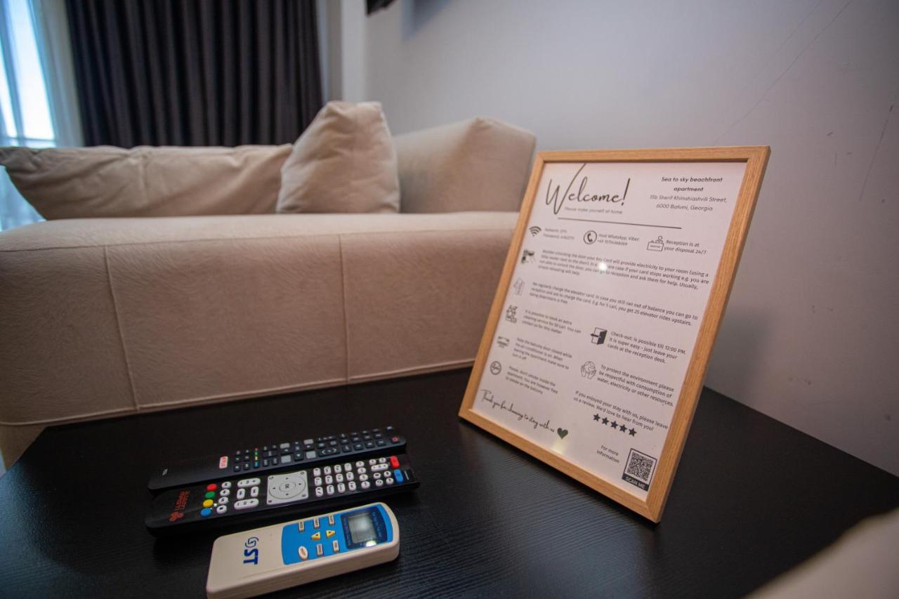 Sea To Sky Beachfront Studio Apartment With Stunning Sea Views In Batumi Exterior photo